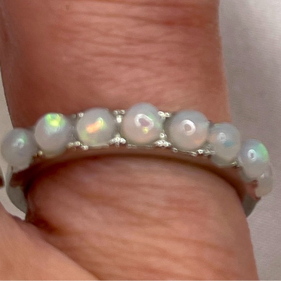 Simulated White Fire Opal Silver 925 Size 7 Ring. New Without Tags - Picture 3 of 3